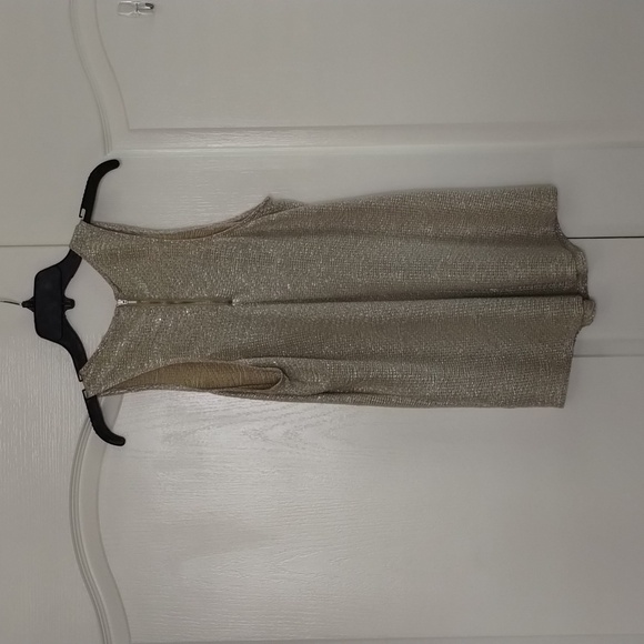 Worthington size medium gold metallic sleeveless racerback style blouse zip back - Picture 5 of 7